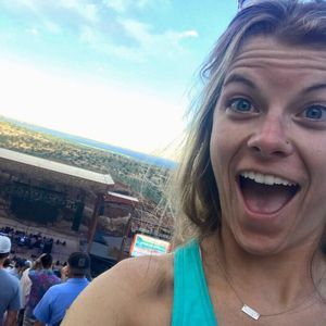 Meet your Posher, Caroline